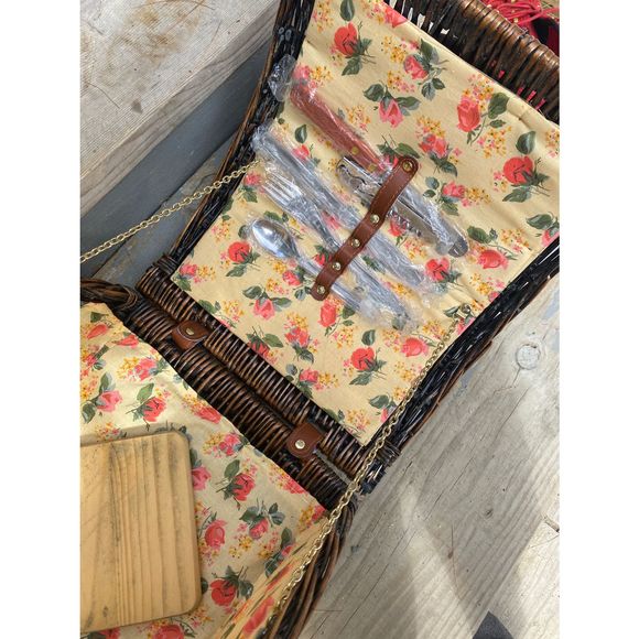 April Cornell Bags Vintage April Cornell Romantic Wicker Picnic 